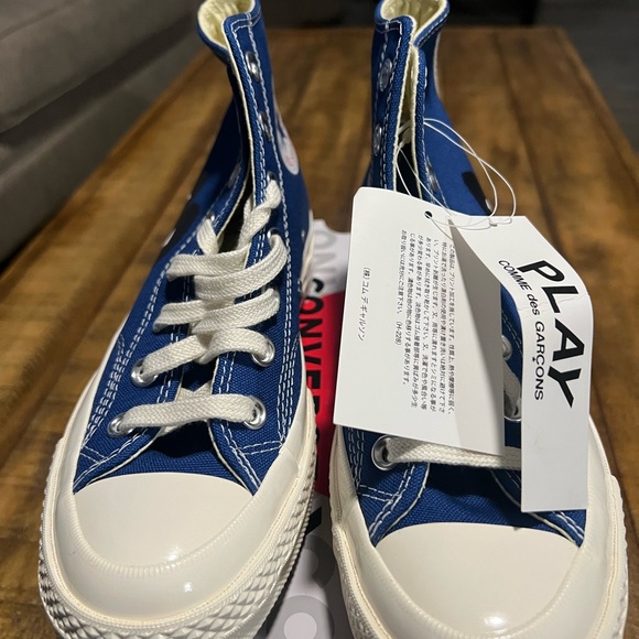 Comme des Garcons PLAY Blue Sneakers with Heart Motif